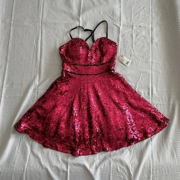 Crystal Doll Magenta & Black Sequined Mini Homecoming Prom Party Dress SIZE 3 JR - Picture 5 of 11